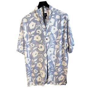 Urban Man Vintage mens light blue white floral Hawaiian shirt. Size M. vacation